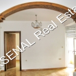 Дава се под наем Офис в София, Център - 210 кв.м за 1495.83 € - Снимка #1