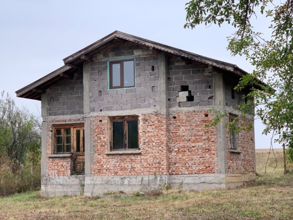 Къща в с. Борското, Област Габрово - 70 кв.м за 146 €/кв.м - Снимка #1