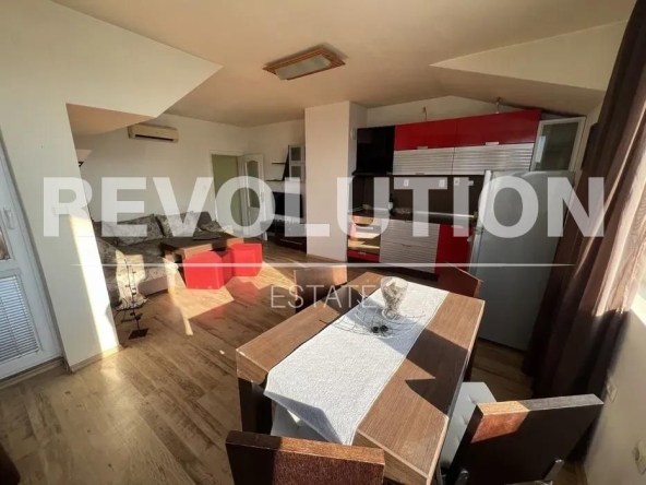 Дава се под наем Двустаен апартамент в Варна, Левски - 76 кв.м за 548.25 € - Снимка #1