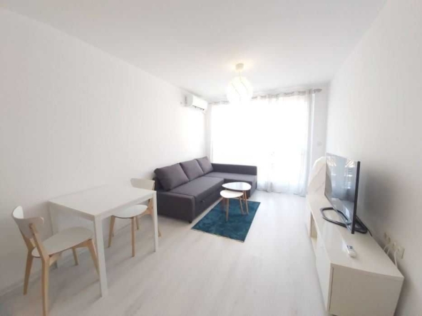 Дава се под наем Двустаен апартамент в Пловдив, Младежки Хълм - 65 кв.м за 418.71 € - Снимка #1