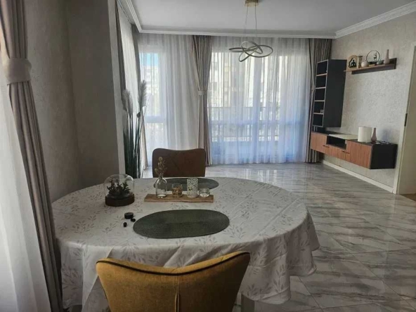 Двустаен апартамент в Пловдив, Кючук Париж - 66 кв.м за 1152 €/кв.м - Снимка #1