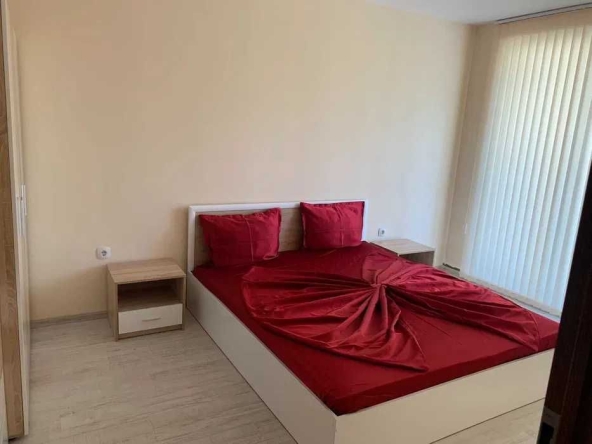 Дава се под наем Двустаен апартамент в Бургас, Лазур - 65 кв.м за 484.5 € - Снимка #1