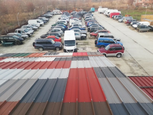 Промишлена сграда в Силистра, Промишлена зона - Запад - 4000 кв.м за 104 €/кв.м - Снимка #1