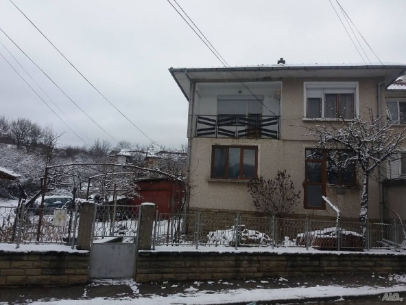 Къща в Котел - 90 кв.м за 879 €/кв.м - Снимка #1