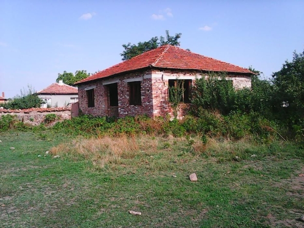 Къща в с. Нови извор, Област Пловдив - 110 кв.м за 237 €/кв.м - Снимка #1