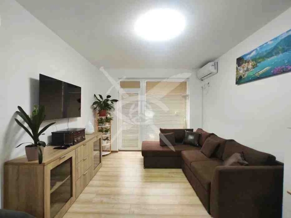 Двустаен апартамент в к.к. Слънчев бряг - 58 кв.м за 572 €/кв.м - Снимка #1