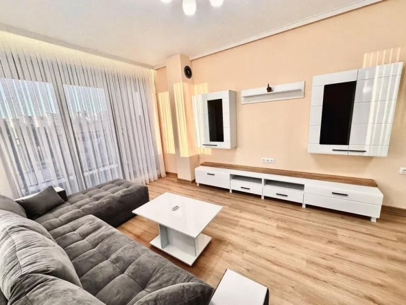 Двустаен апартамент в Пловдив, Тракия - 73 кв.м за 1013 €/кв.м - Снимка #1