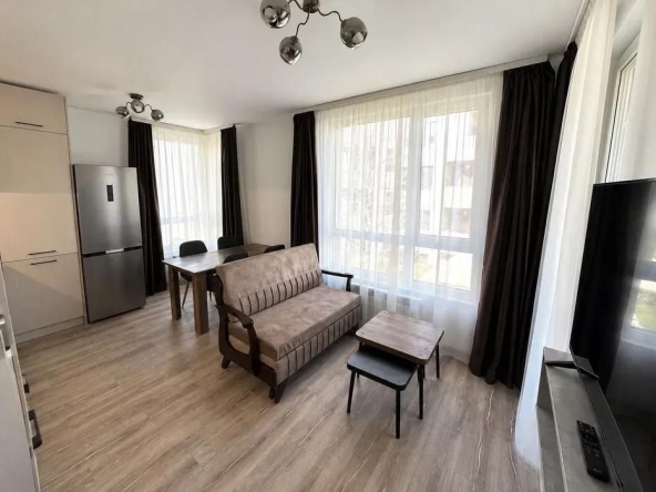 Дава се под наем Двустаен апартамент в София, Витоша - 50 кв.м за 597.21 € - Снимка #1