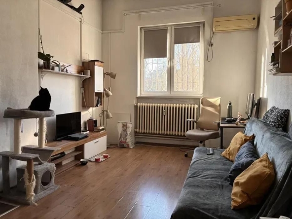 Дава се под наем Двустаен апартамент в София, Център - 50 кв.м за 648.21 € - Снимка #1