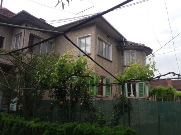 Къща в Горна Оряховица - 220 кв.м за 462 €/кв.м - Снимка #1