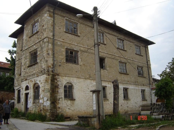 Къща в к.к. Пампорово - 450 кв.м за 200 €/кв.м - Снимка #1