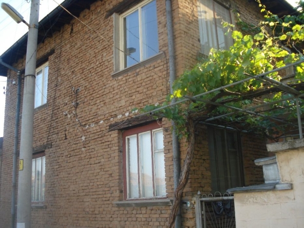 Къща в Брацигово - 150 кв.м за 340 €/кв.м - Снимка #1