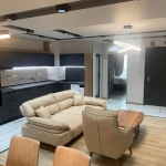 Дава се под наем Двустаен апартамент в Пловдив, Кършияка - 88 кв.м за 700 € - Снимка #1