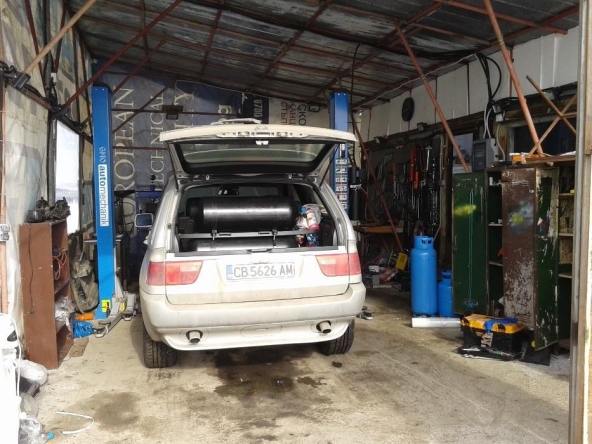 Дава се под наем Промишлена сграда в София, Илиянци - 40 кв.м за 612 € - Снимка #1