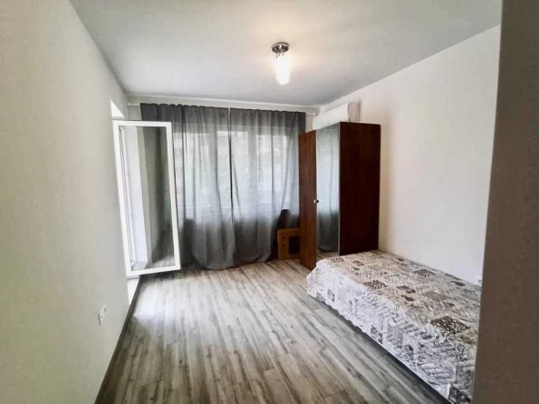 Дава се под наем Тристаен апартамент в София, Зона Б-19 - 70 кв.м за 600 € - Снимка #1