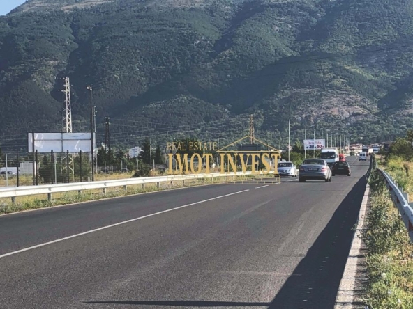 Парцел в Карлово - 3000 кв.м за 34 €/кв.м - Снимка #1