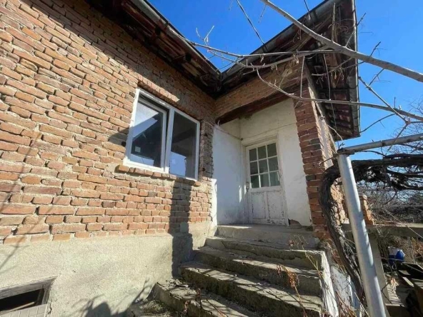 Къща в с. Белозем, Област Пловдив - 131 кв.м за 573 €/кв.м - Снимка #1