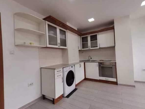 Дава се под наем Едностаен апартамент в София, Студентски град - 65 кв.м за 380 € - Снимка #1