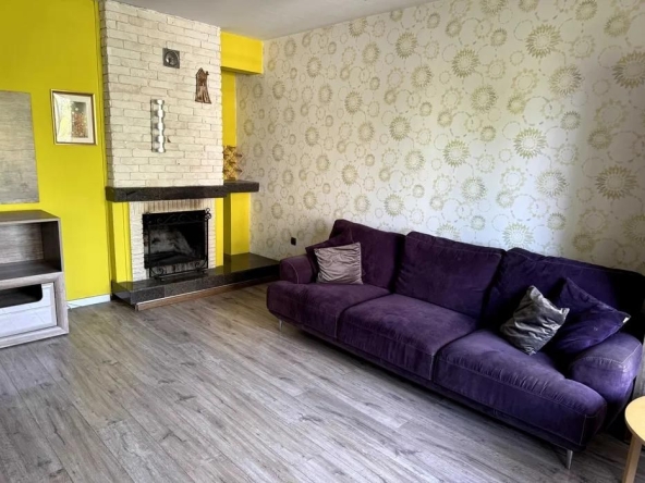 Дава се под наем Тристаен апартамент в Пловдив, Каменица 1 - 98 кв.м за 612 € - Снимка #1