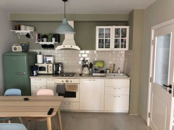 Дава се под наем Двустаен апартамент в София, Дървеница - 75 кв.м за 362.1 € - Снимка #1