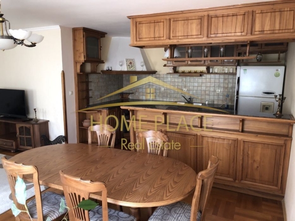 Дава се под наем Тристаен апартамент в Варна, Червен площад - 120 кв.м за 994.5 € - Снимка #1