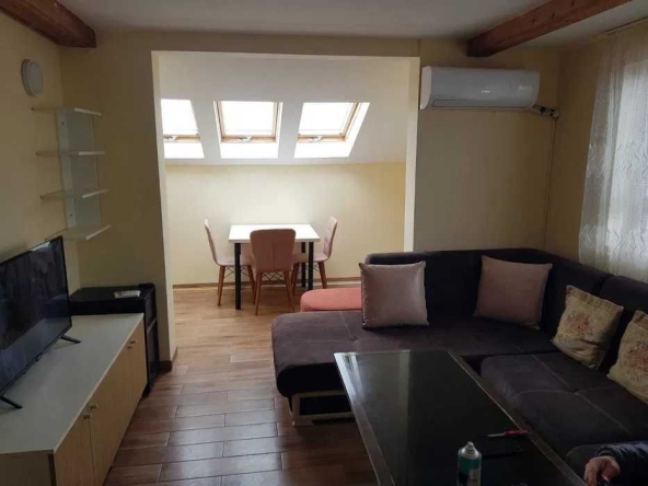 Дава се под наем Двустаен апартамент в Божурище - 65 кв.м за 375 € - Снимка #1