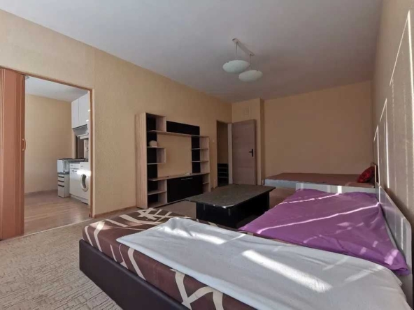 Дава се под наем Едностаен апартамент в София, Люлин 4 - 50 кв.м за 325 € - Снимка #1