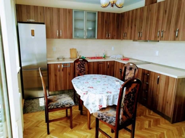 Тристаен апартамент в София, Малинова долина - 80 кв.м за 2000 €/кв.м - Снимка #1