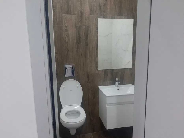 Офис в Пловдив, Кършияка - 124 кв.м за 609 €/кв.м - Снимка #1
