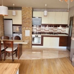 Дава се под наем Двустаен апартамент в София, Изток - 70 кв.м за 700 € - Снимка #1