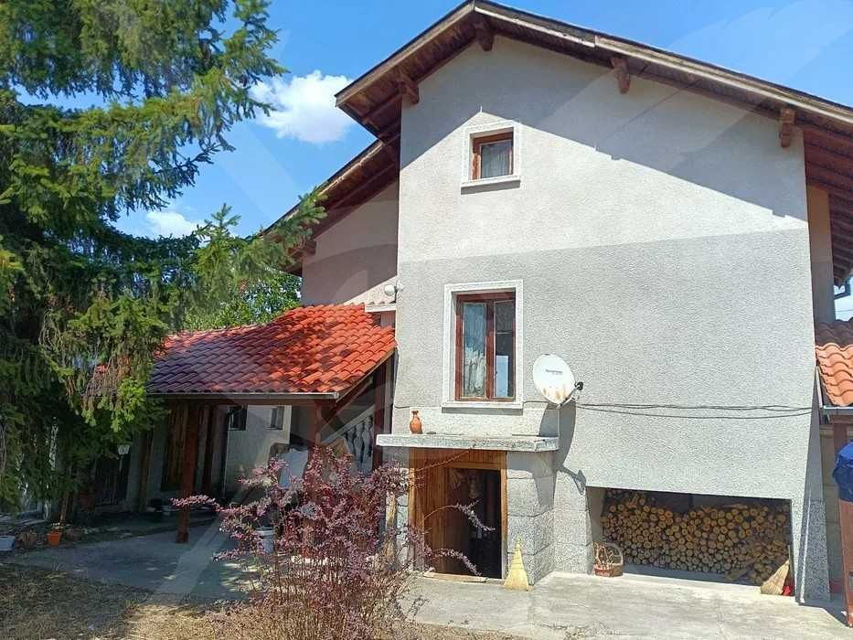 Къща в с. Избеглии, Област Пловдив - 160 кв.м за 486 €/кв.м - Снимка #1
