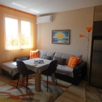 Дава се под наем Двустаен апартамент в Варна, Център - 75 кв.м за 600 € - Снимка #1