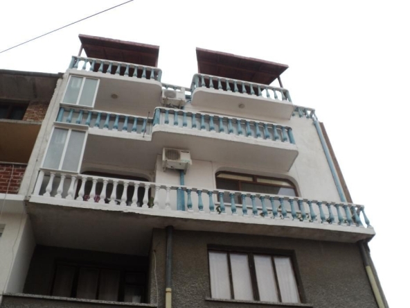 Етаж от къща в Поморие - 100 кв.м за 1600 €/кв.м - Снимка #1