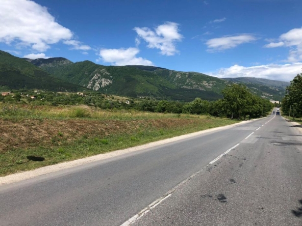 Парцел в Сопот - 2500 кв.м за 26 €/кв.м - Снимка #1