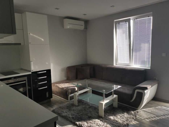 Дава се под наем Двустаен апартамент в София, Редута - 63 кв.м за 423.3 € - Снимка #1