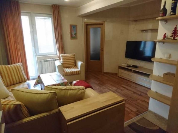 Двустаен апартамент в София, Център - 65 кв.м за 2585 €/кв.м - Снимка #1