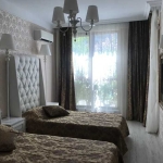 Дава се под наем Четиристаен апартамент в к.к. Слънчев бряг - 120 кв.м за 620 € - Снимка #1