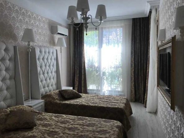 Дава се под наем Четиристаен апартамент в к.к. Слънчев бряг - 120 кв.м за 620 € - Снимка #1