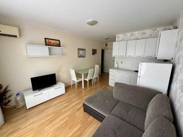 Дава се под наем Двустаен апартамент в с. Равда, Област Бургас - 70 кв.м за 250 € - Снимка #1