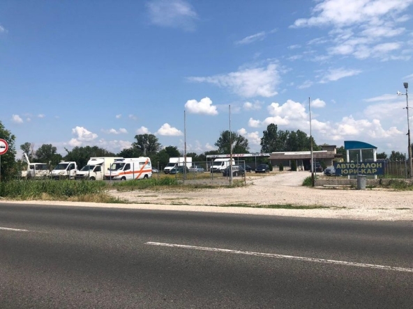 Парцел в Пловдив, Индустриална зона - Изток - 4280 кв.м за 125 €/кв.м - Снимка #1