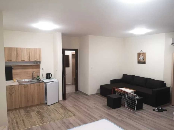 Дава се под наем Едностаен апартамент в Черноморец - 55 кв.м за 250 € - Снимка #1