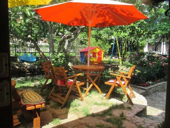 Къща в Черноморец - 600 кв.м за 584 €/кв.м - Снимка #1