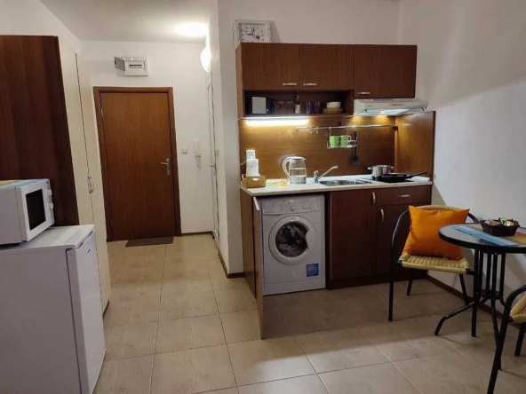 Ателие в к.к. Слънчев бряг - 38 кв.м за 557 €/кв.м - Снимка #1