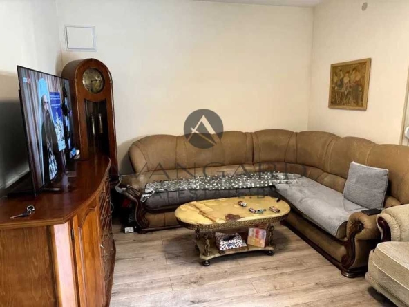 Тристаен апартамент в Пловдив, Кършияка - 112 кв.м за 1518 €/кв.м - Снимка #1