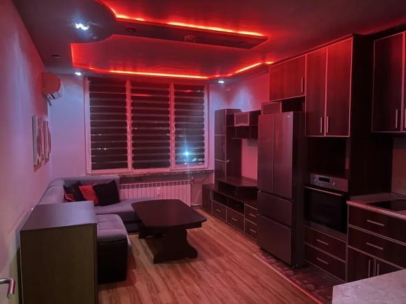 Дава се под наем Тристаен апартамент в Пловдив, Каменица 2 - 72 кв.м за 400 € - Снимка #1