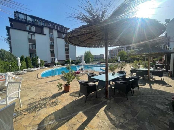 Дава се под наем Двустаен апартамент в Свети Влас - 60 кв.м за 229.5 € - Снимка #1