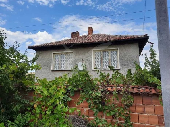 Къща в с. Мало Крушево, Област Пловдив - 65 кв.м за 252 €/кв.м - Снимка #1