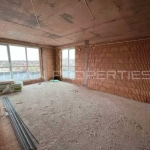 Тристаен апартамент в Пловдив, Остромила - 209 кв.м за 664 €/кв.м - Снимка #1