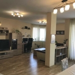 Дава се под наем Тристаен апартамент в София, Борово - 105 кв.м за 561 € - Снимка #1