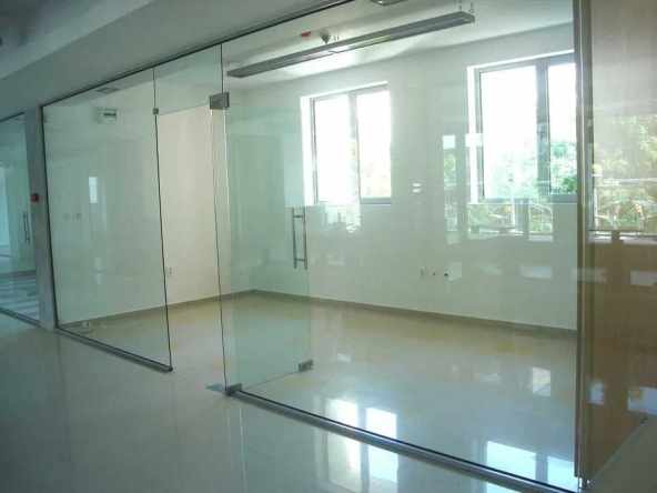 Офис в Пловдив, Център - 27 кв.м за 1778 €/кв.м - Снимка #1